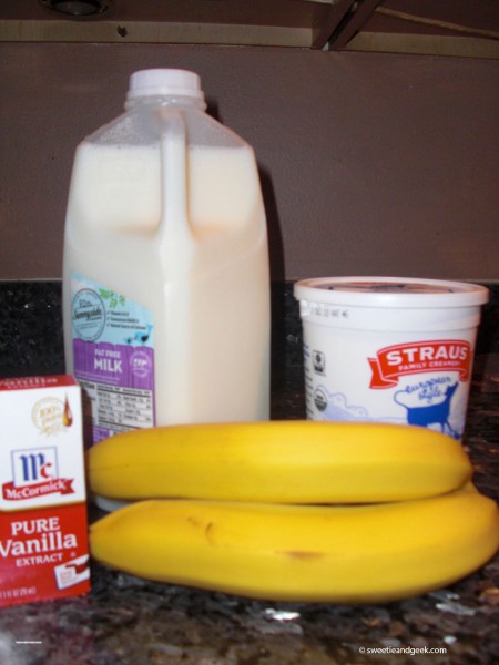 banana_smoothie_ingredients